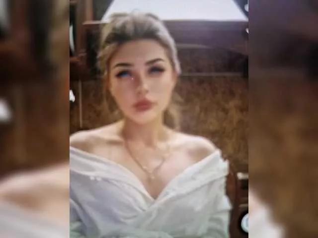 --Lika-- from BongaCams