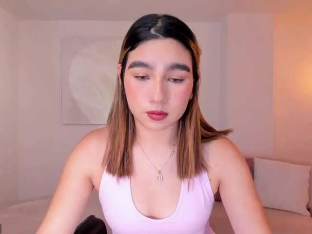 AdharaMoretti from BongaCams