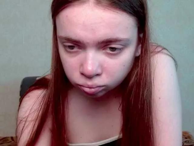 aliiicestone from BongaCams
