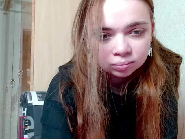 aliiicestone from BongaCams