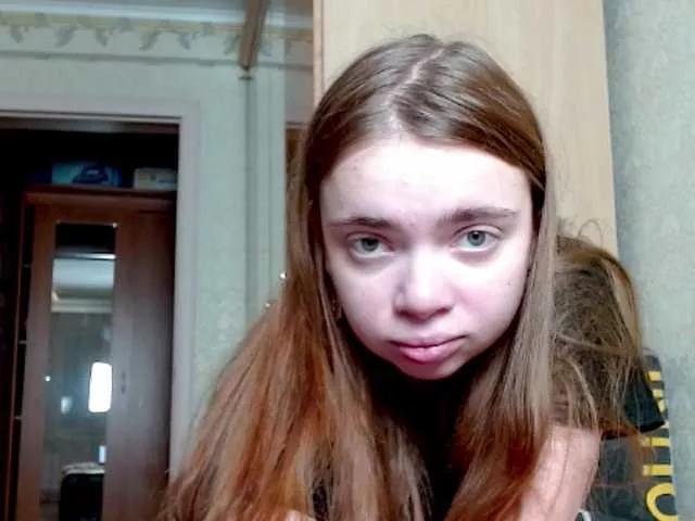 aliiicestone from BongaCams