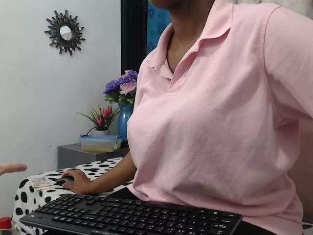 AmbarSmit from BongaCams