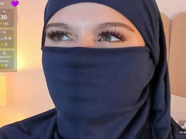 Anna-henao from BongaCams