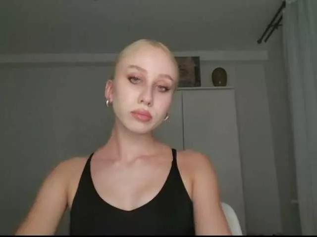 AnyaDirty from BongaCams