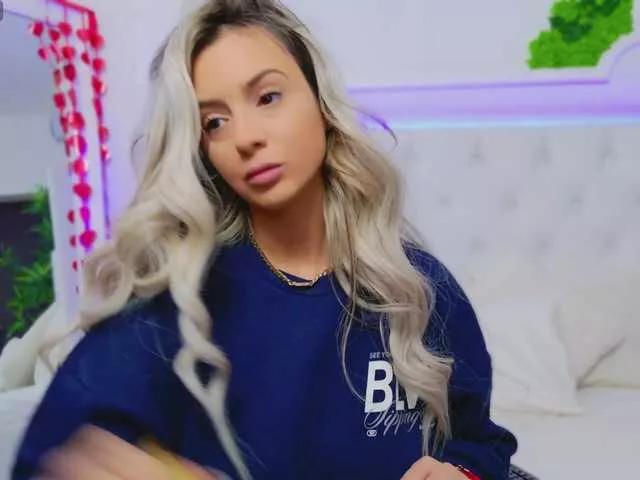 AriannaSins from BongaCams