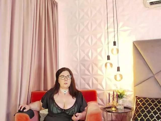 AryaEve from BongaCams