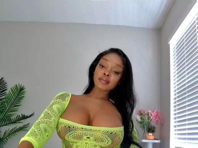 Ataliahhh from BongaCams