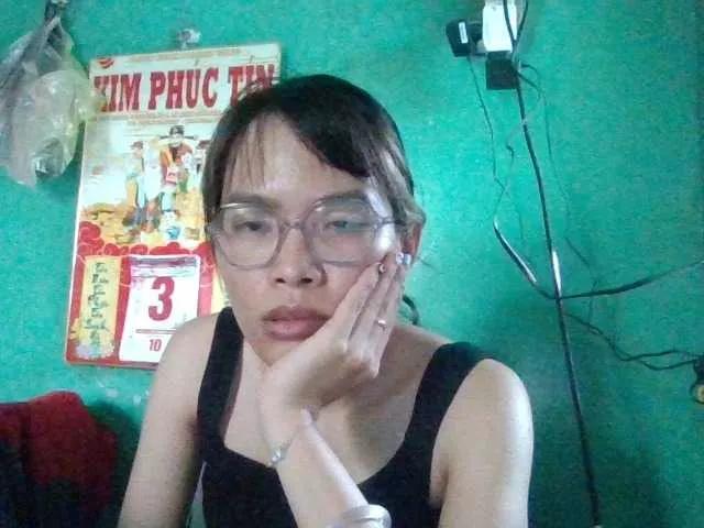 Baby-sexyass69 from BongaCams