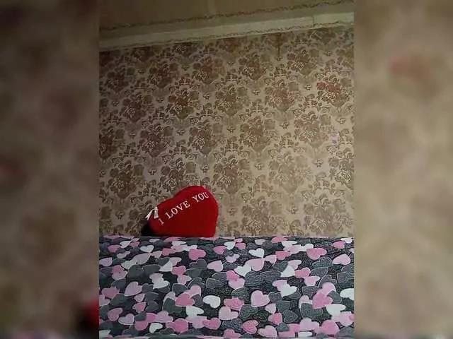 CarrieQueen from BongaCams