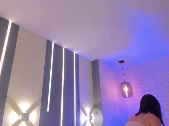 DannaGibbs from BongaCams