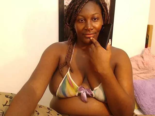 dannajonez on BongaCams