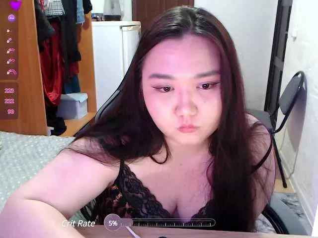 DebbieLu from BongaCams