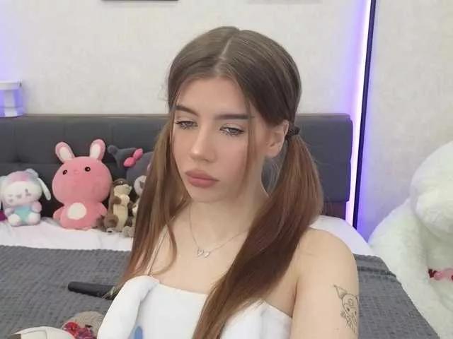 dolly-ll from BongaCams