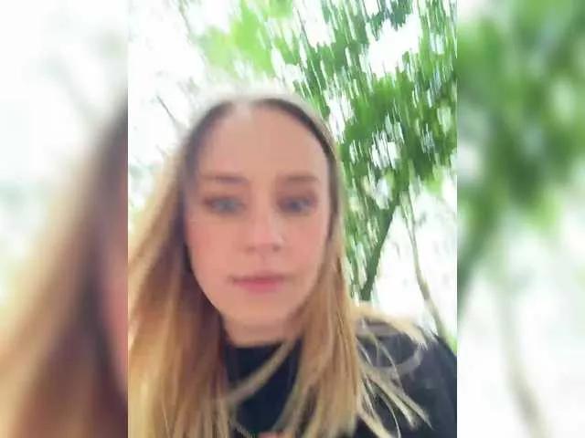elegantbabe from BongaCams