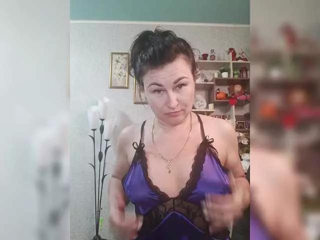 ElenaDroseraa from BongaCams