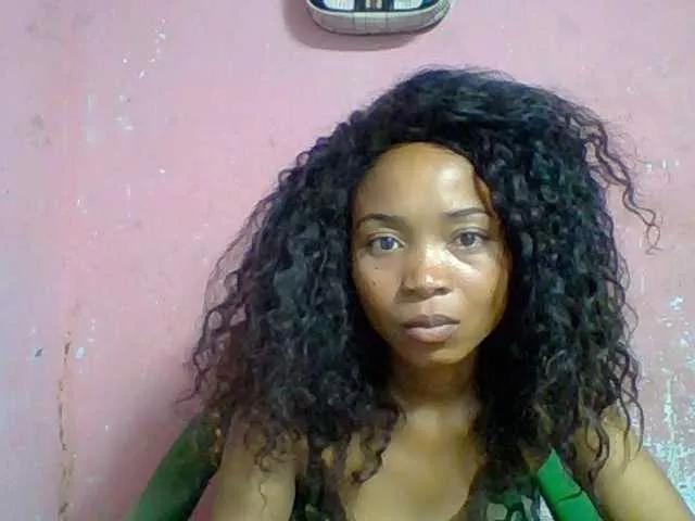 Estelahh from BongaCams