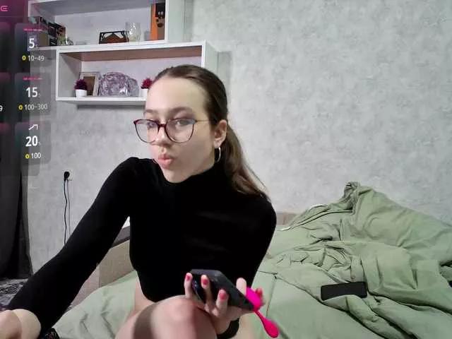 evaangel from BongaCams