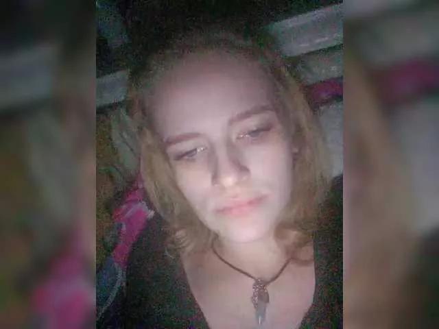 EvelynXKukla from BongaCams