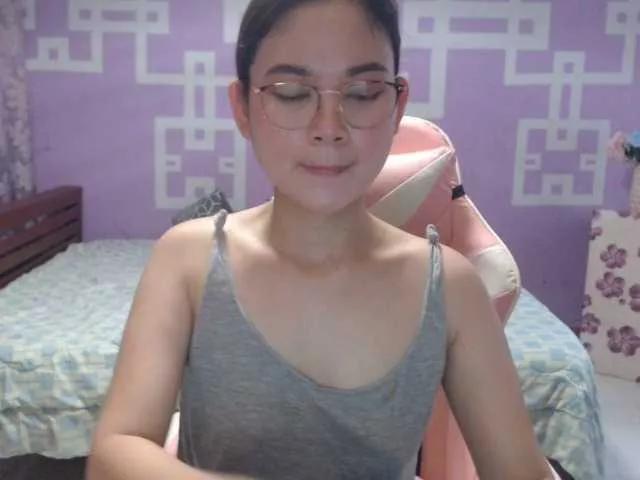HottieAnne from BongaCams