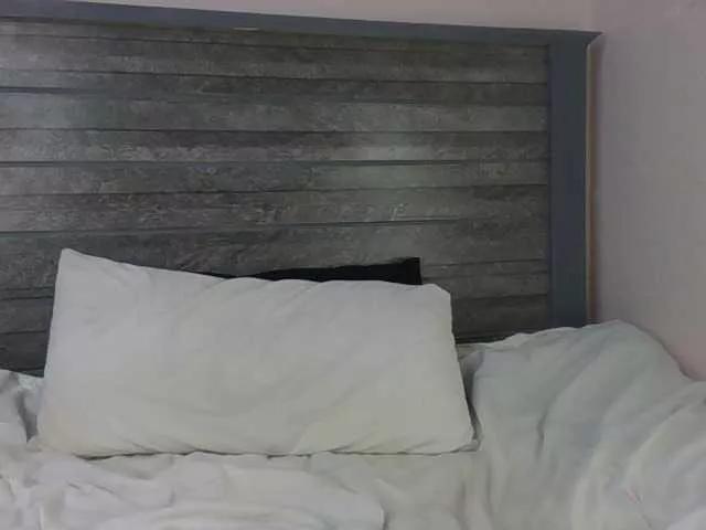 Hottierue8 from BongaCams
