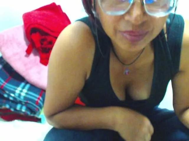 HOTTTSKIN from BongaCams