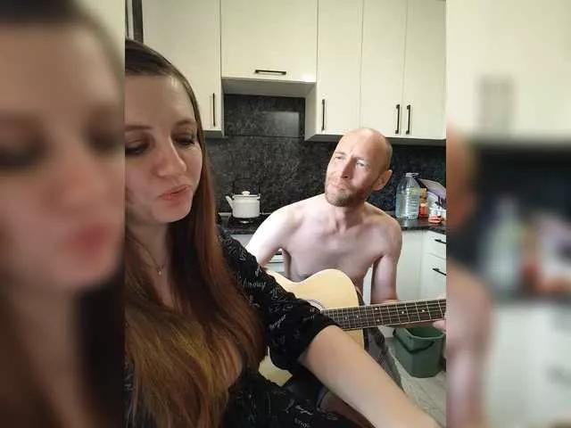Innokentiy449 from BongaCams