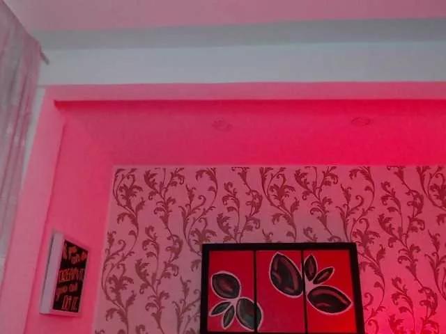 lili-hott63 from BongaCams