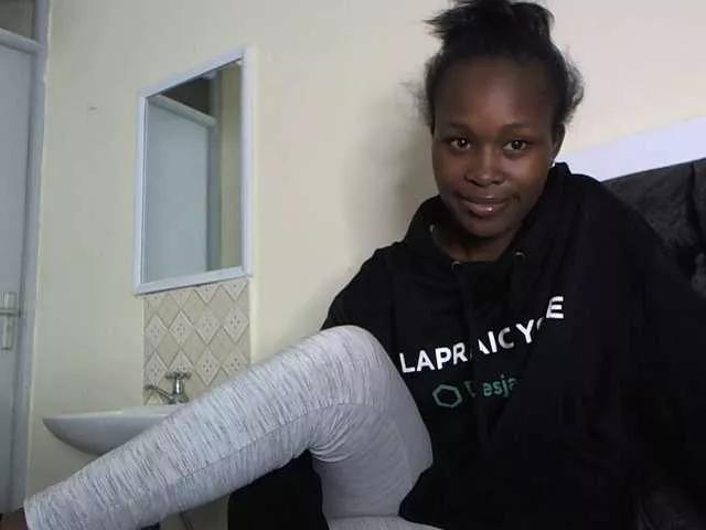 lilih-sexy from BongaCams