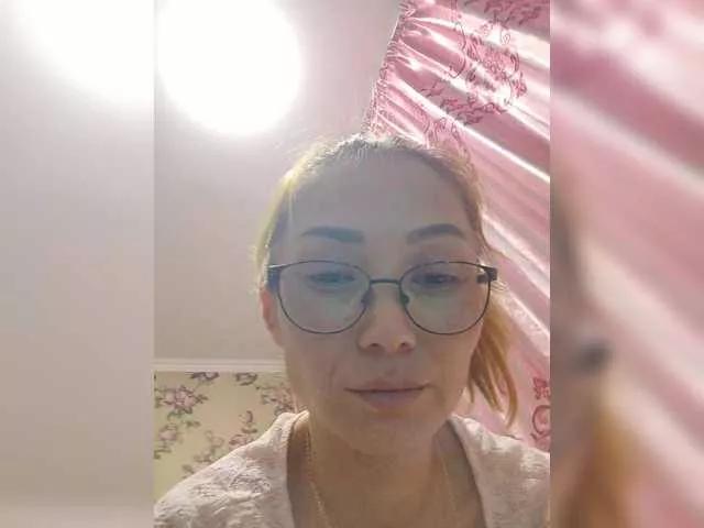 LiliToli1 from BongaCams