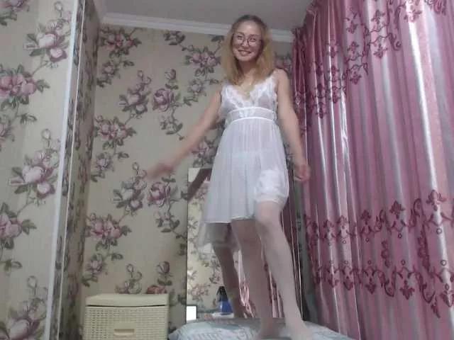 LiliToli1 from BongaCams