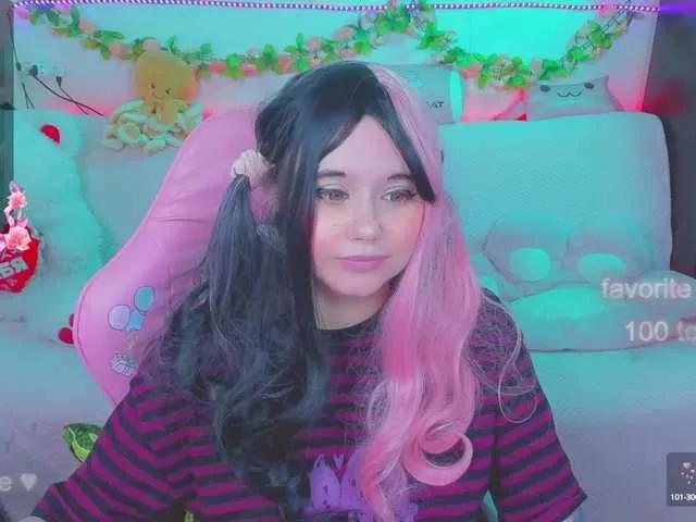 LittleKitsune from BongaCams