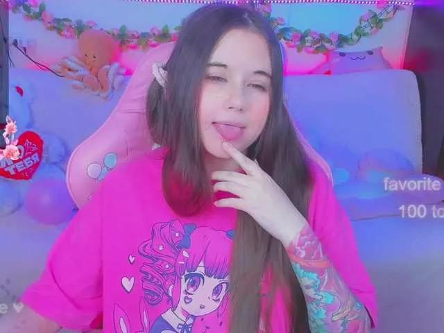 LittleKitsune from BongaCams