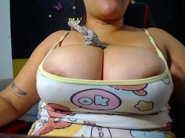 LOLYTABIGBOOBS from BongaCams