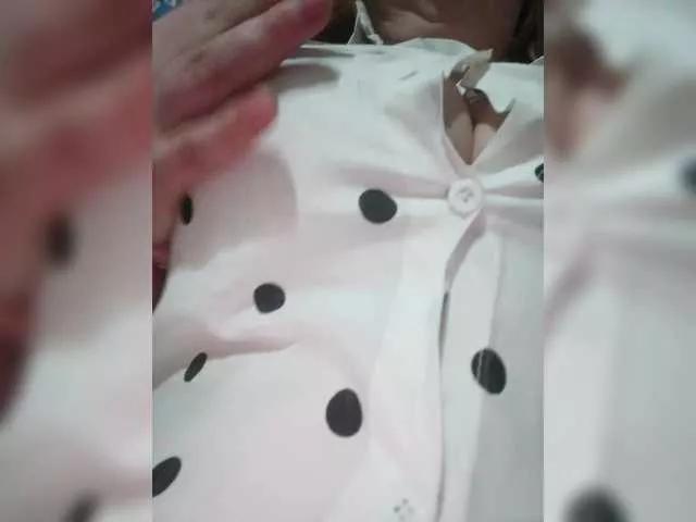 Malaya11 from BongaCams