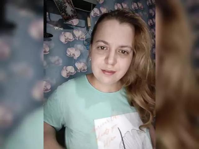 Malaya11 from BongaCams