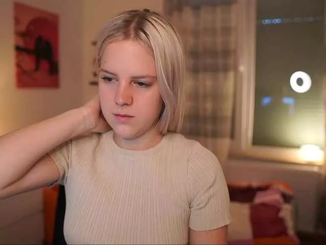 merrilyn from BongaCams