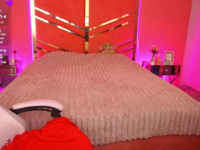 MikiiKiwi from BongaCams