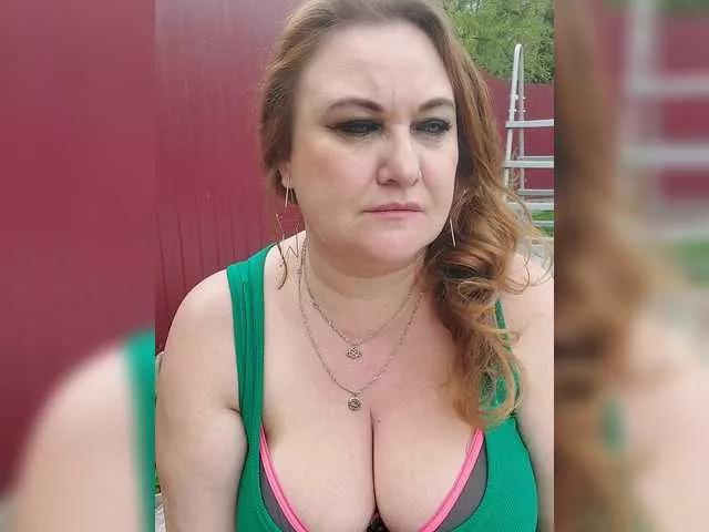 milli1983 from BongaCams