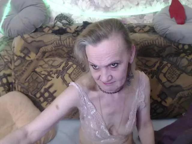 miss-bekker23 from BongaCams