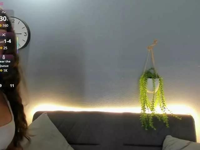 miss-laila from BongaCams