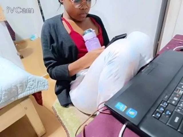 Missaudreys from BongaCams