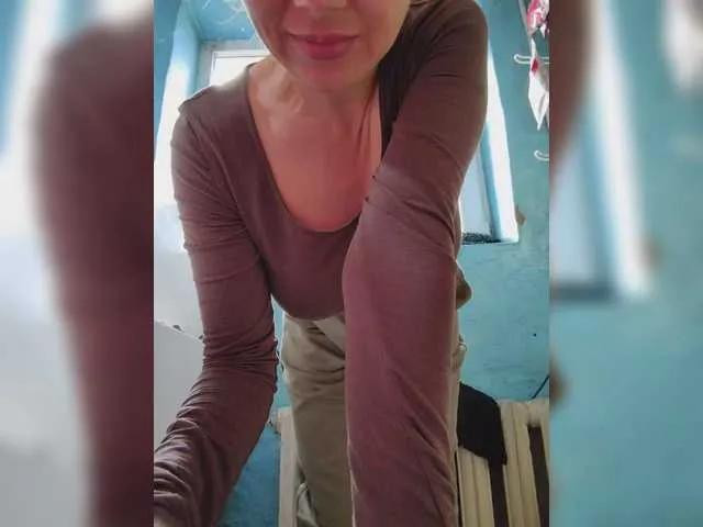 MyLittlegi from BongaCams is Freechat