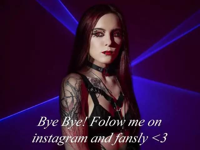 Nellene from BongaCams