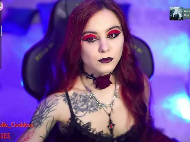 Nellene from BongaCams