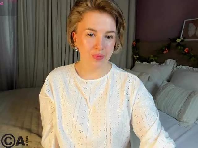 Nikki-Kai from BongaCams