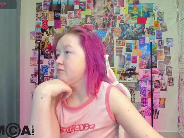 Sara-Moor from BongaCams