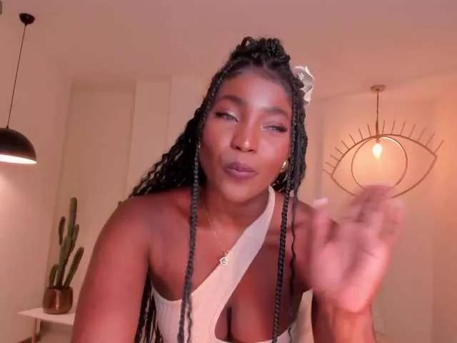 SavannahStorm from BongaCams