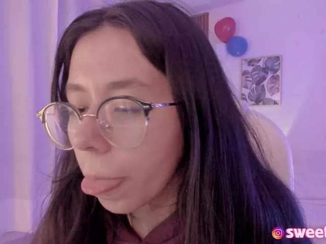 sweet-vera from BongaCams