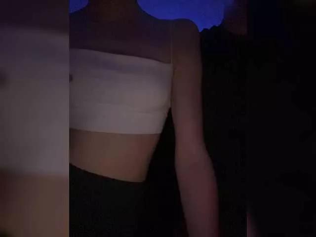 Sweetass13 from BongaCams