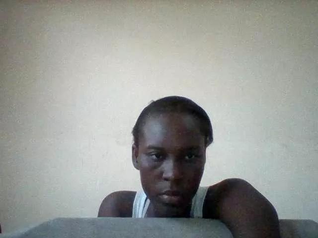 SweetHal from BongaCams